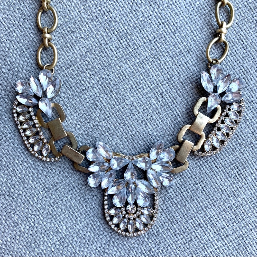 2/$25- Jeweliq Crystal Statement Necklace